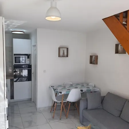 Prázdninový dům Maison Climatisee 2 Idealement Situee
